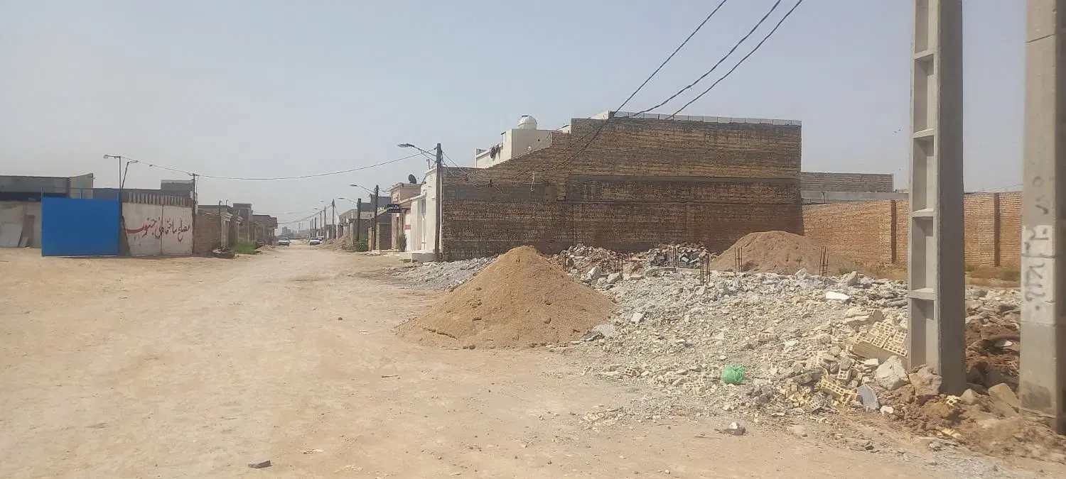 روبروی کیانشهر شهرک الغدیر  جنب استادیوم