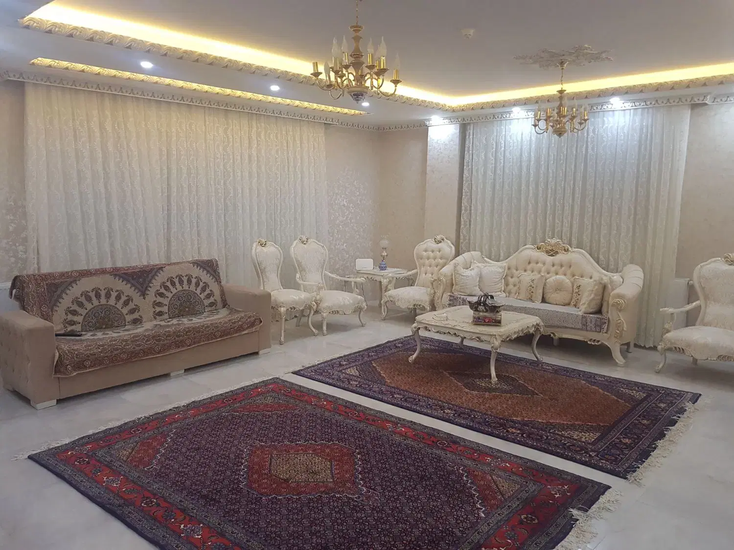 واحد مسکونی طبقه ۵ با بهار خواب در شهرک نیستان