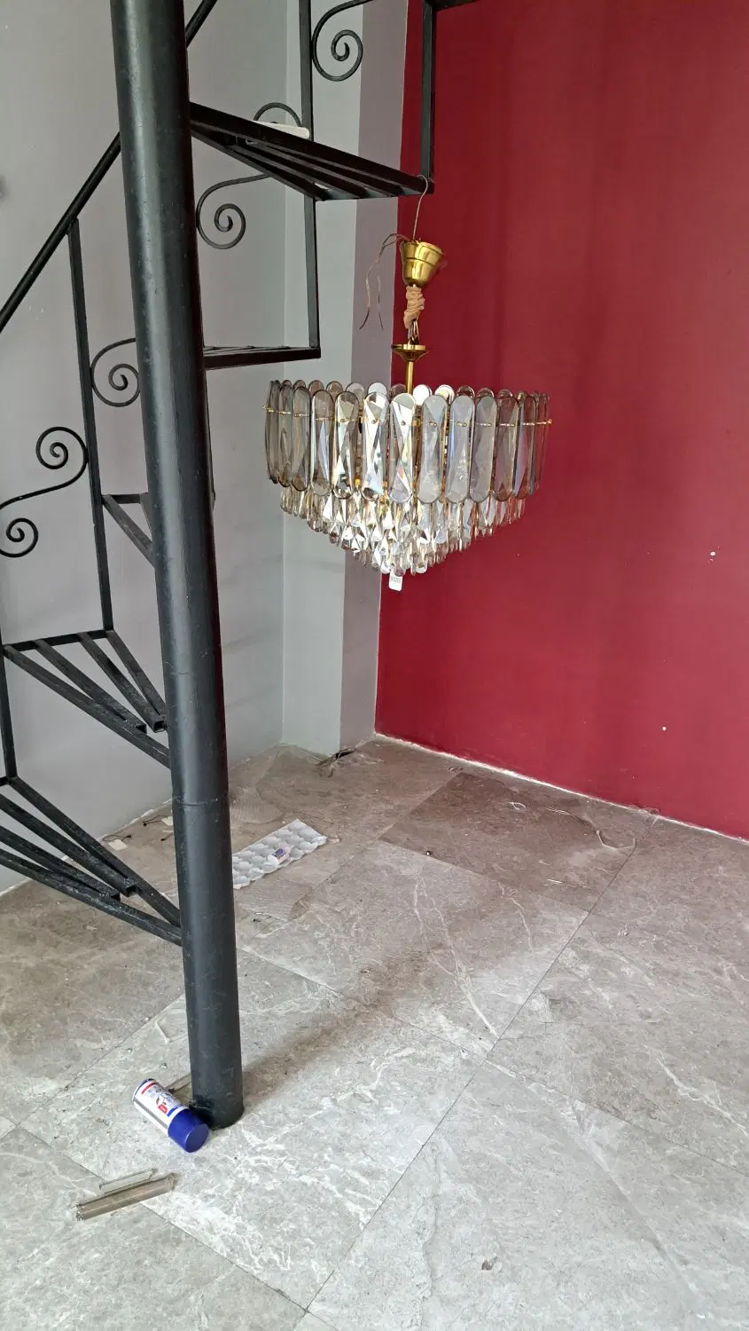 ۵۰ متر مغازه لوستر ، بر خیابان ۱۵ خرداد