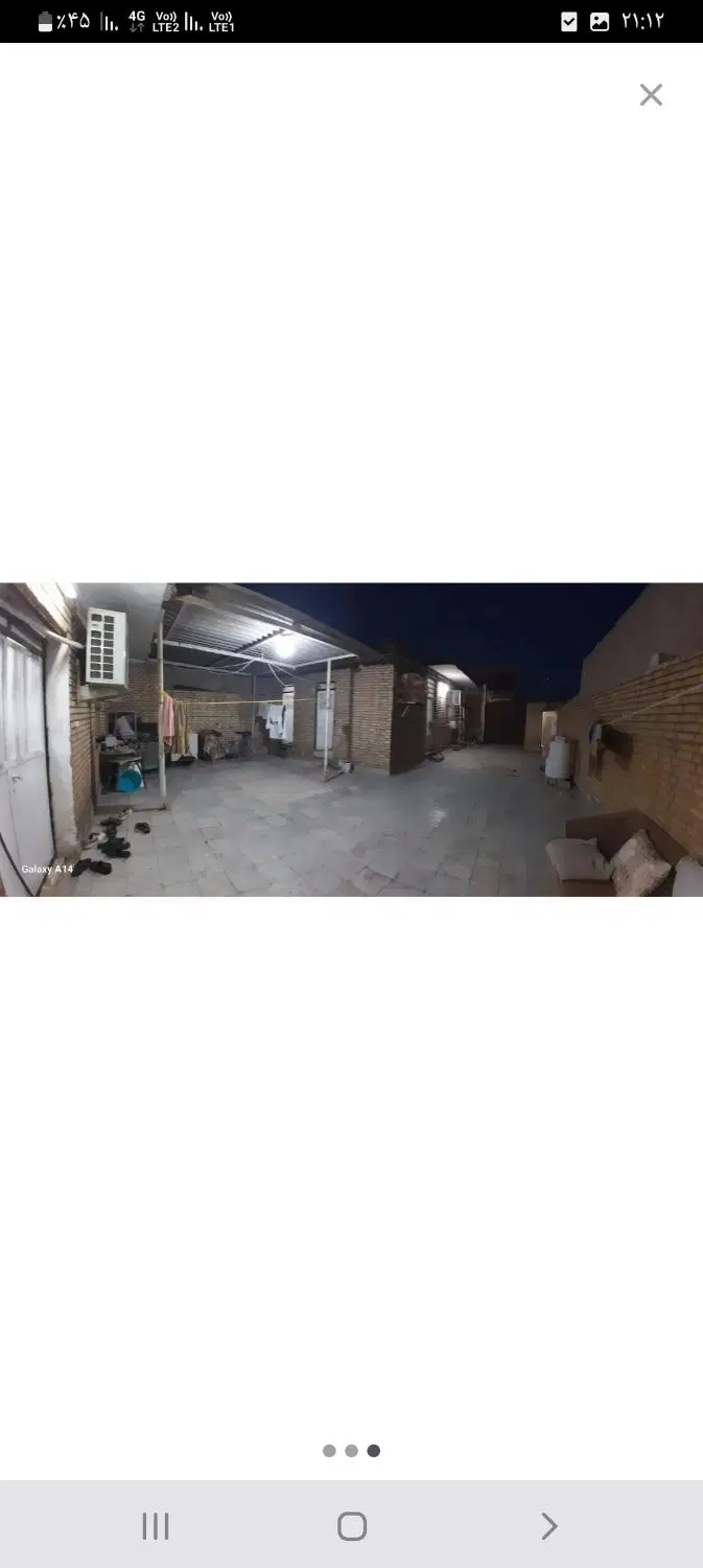دلباز حیاط حیاط بزرگ