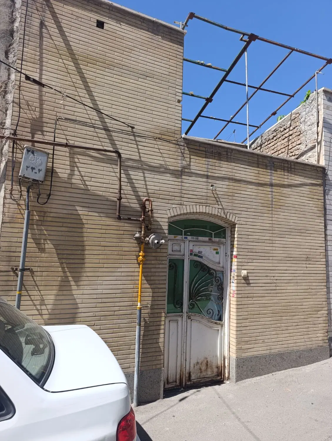 خانه دو طبقه 40متری دربست حیاط دار