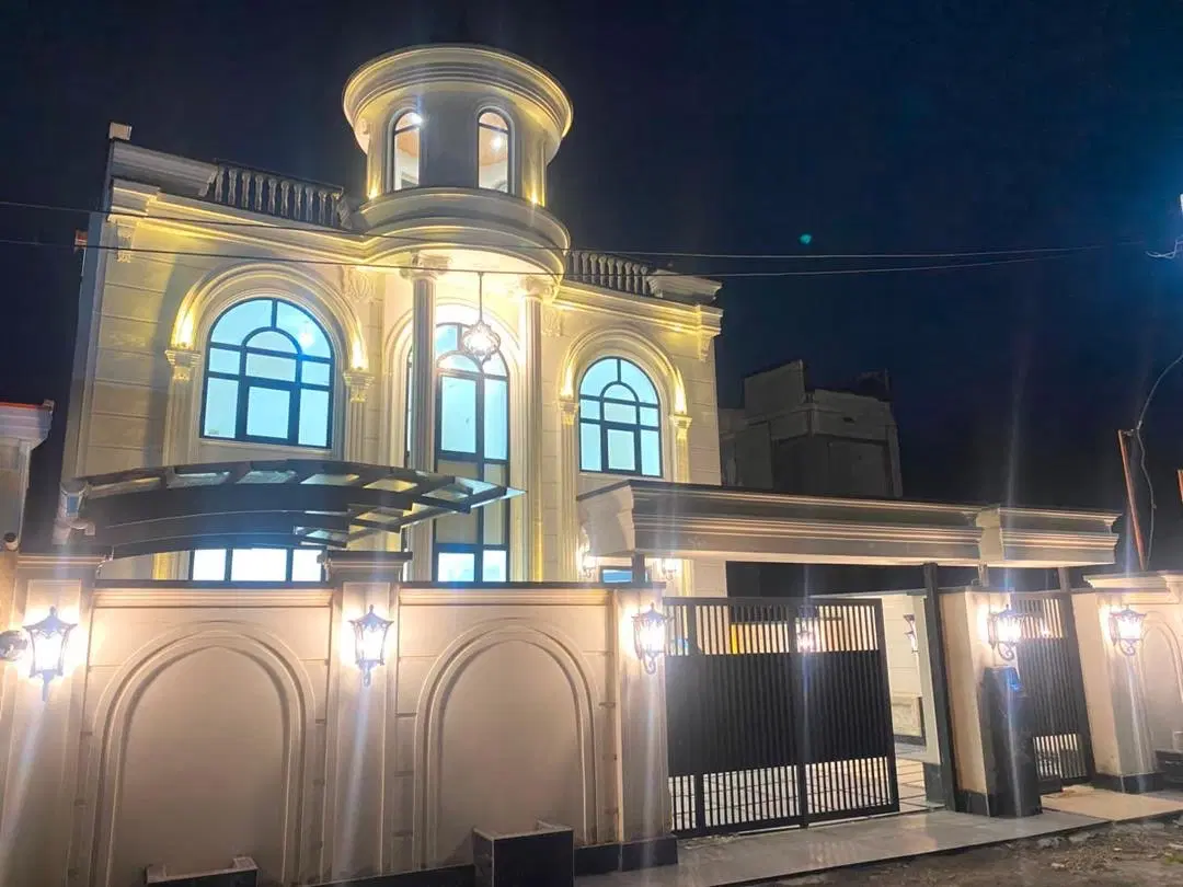 ۲۵۰مترزمین۳۰۰متربنا
