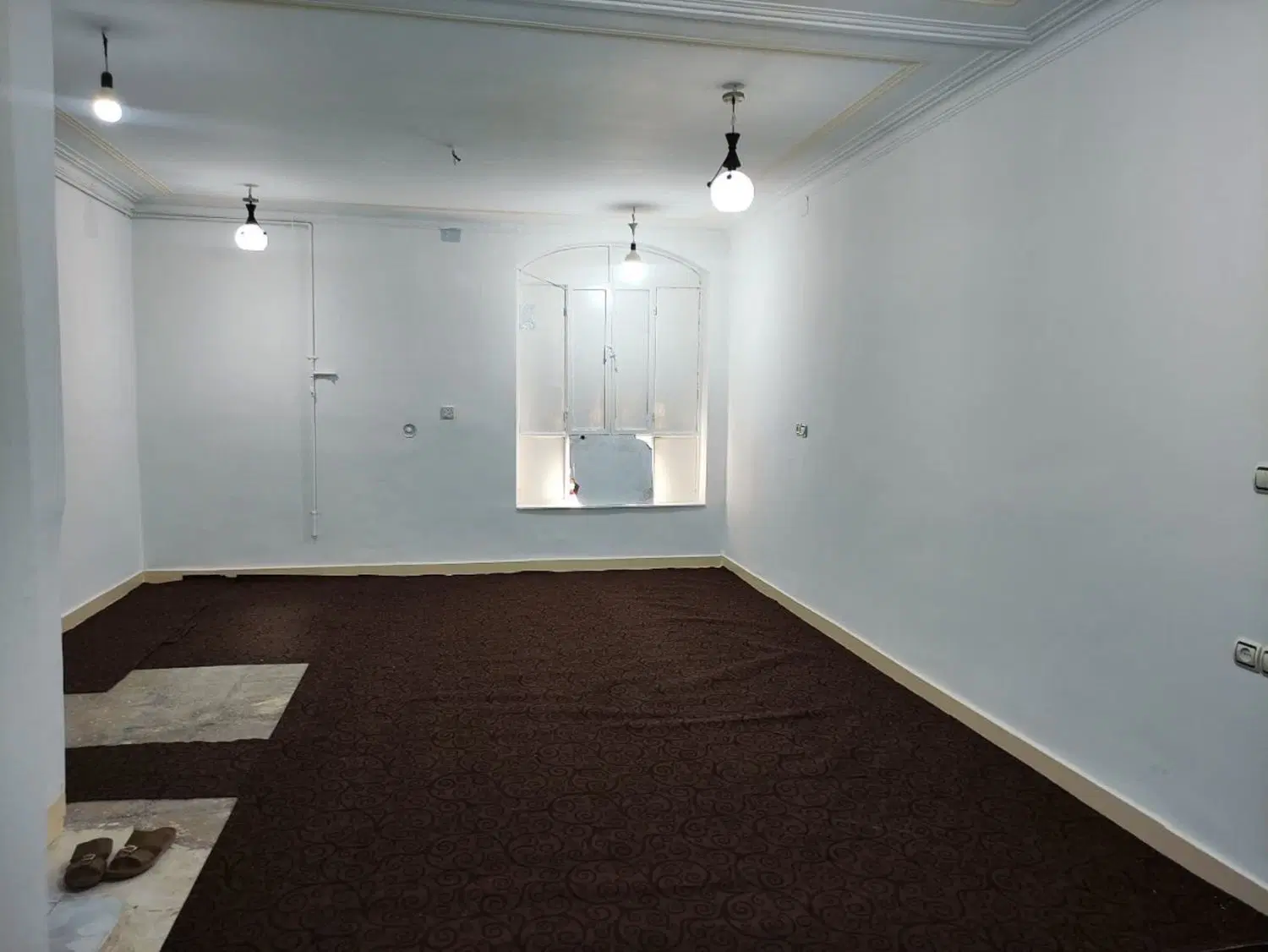 ۹۰متری همکف همکف درسعدی