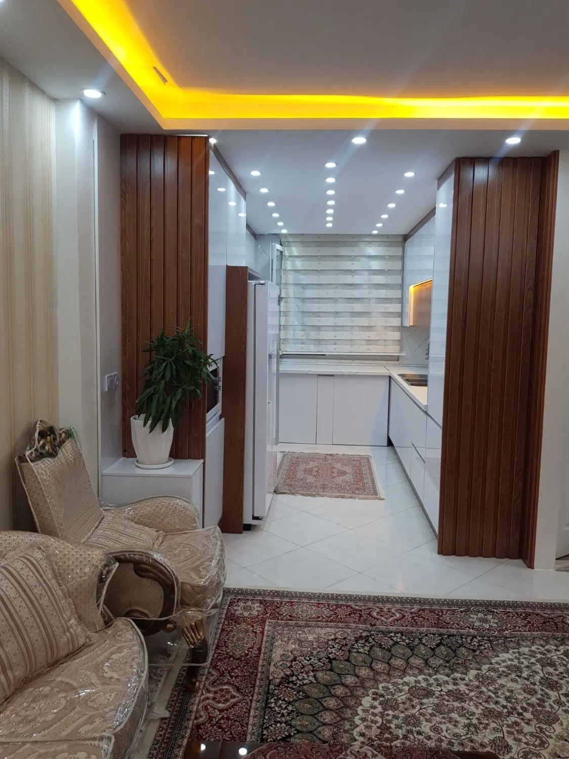 اجاره آپارتمان تک واحدی در استخر