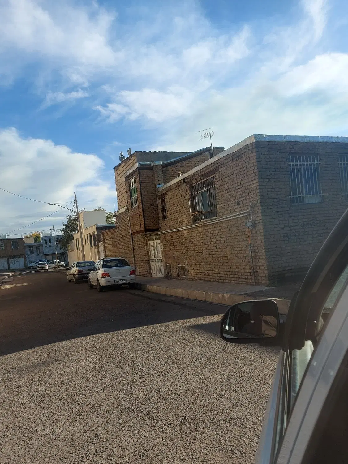 خانه ویلایی ۲۵۰ متردونبش