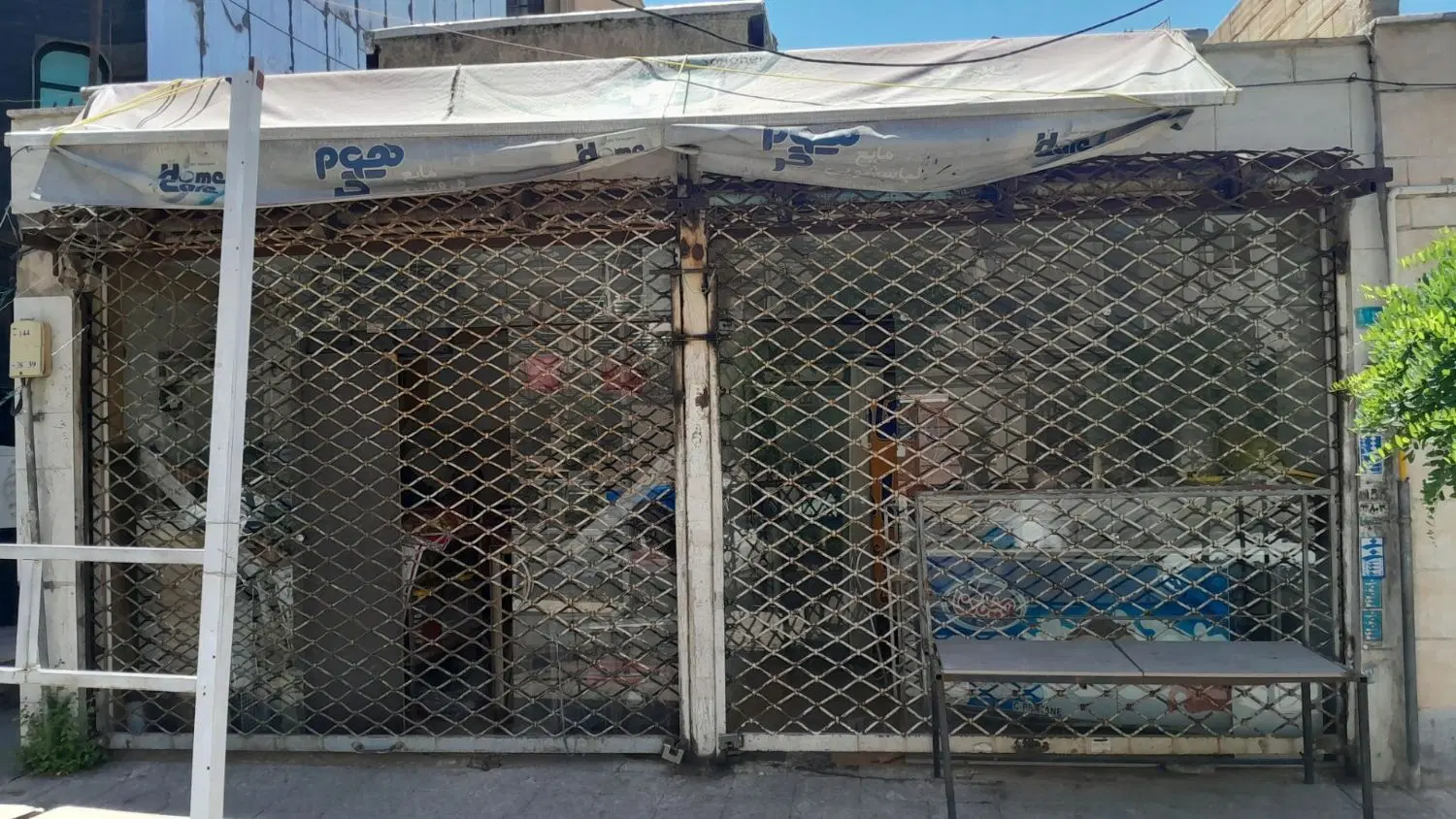 دو باب مغازه اجاره داده می‌شود