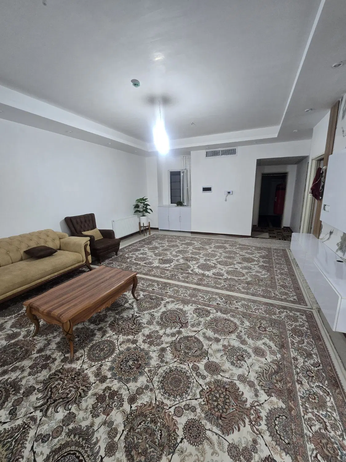 واحد 125متری۳خواب ایران زمین
