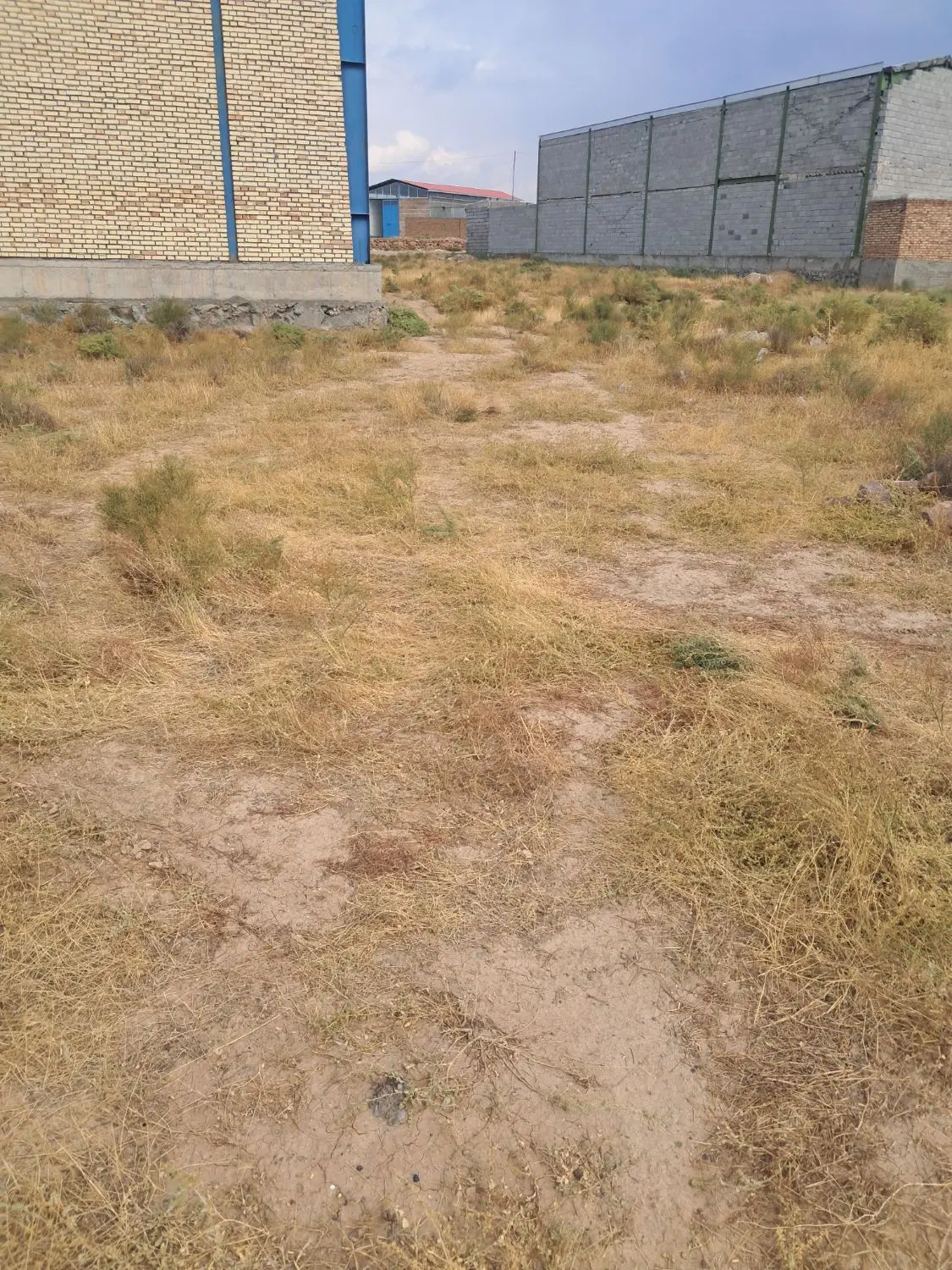 زمین کارگاهی در الوار علیا