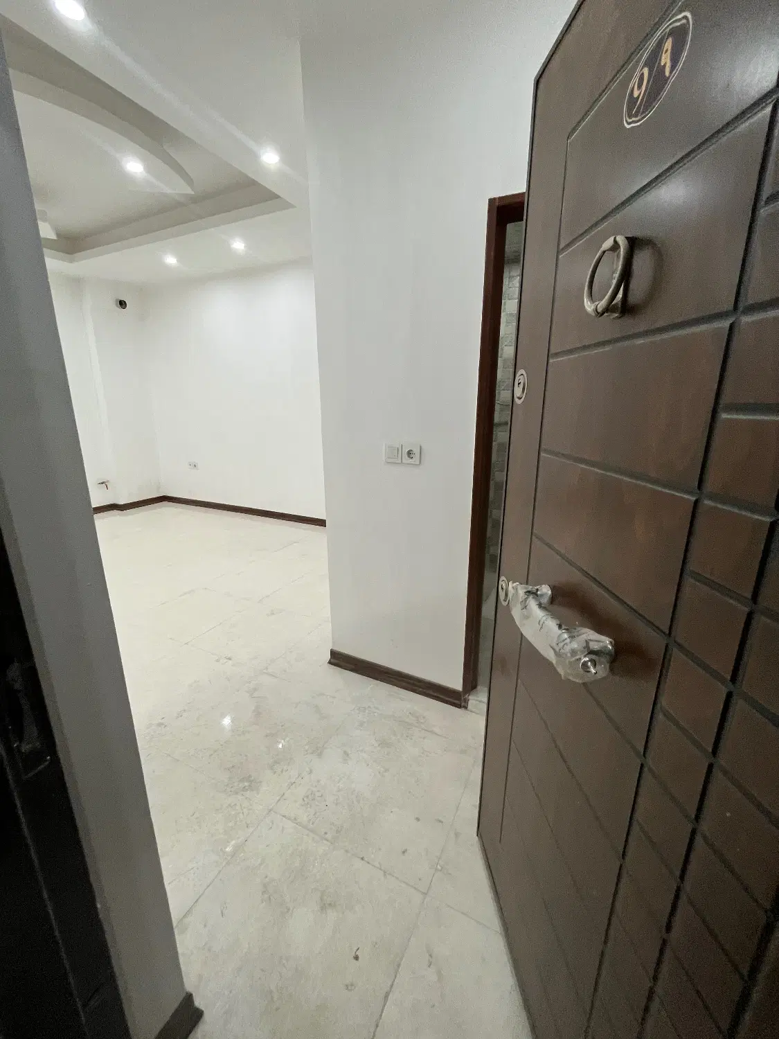۷۰متری باهنر_ترابری_ نزدیک ب خیابان اصلی