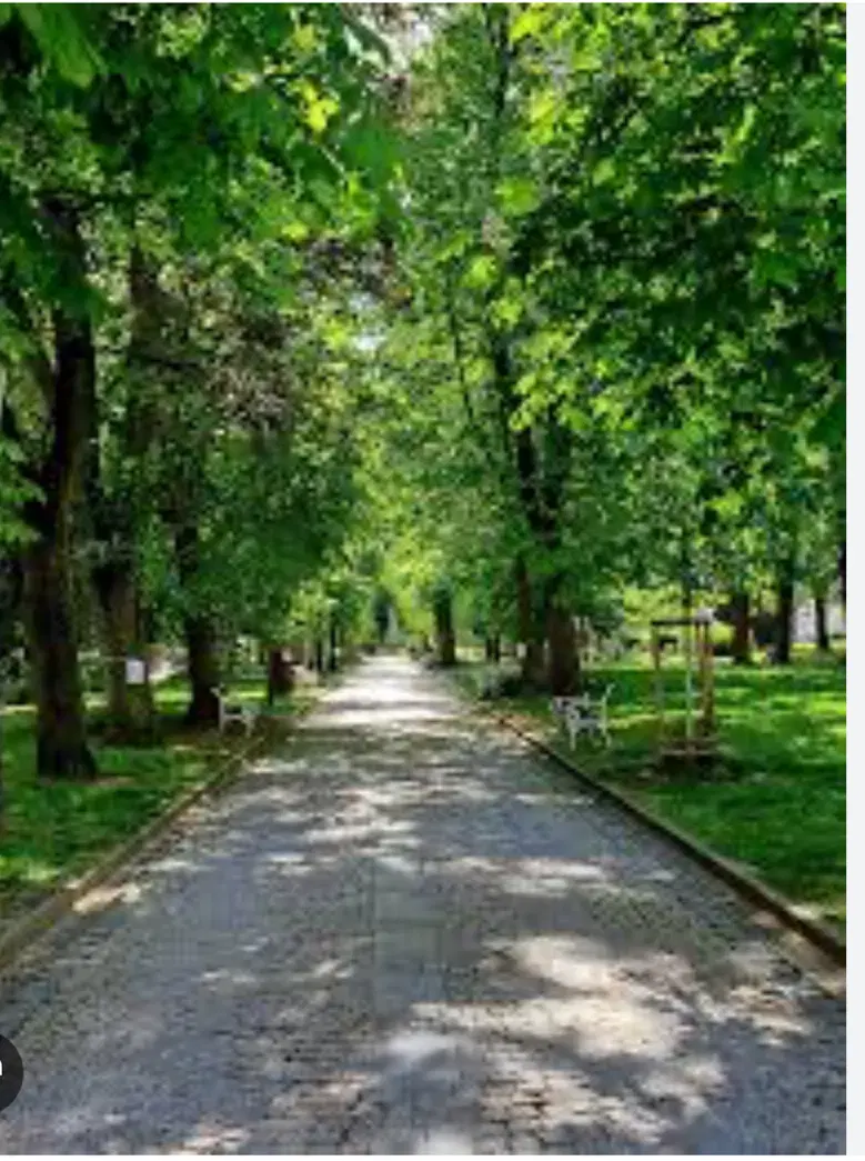 فروش باغ درگلستان ۱۰ چهارباغ کرج