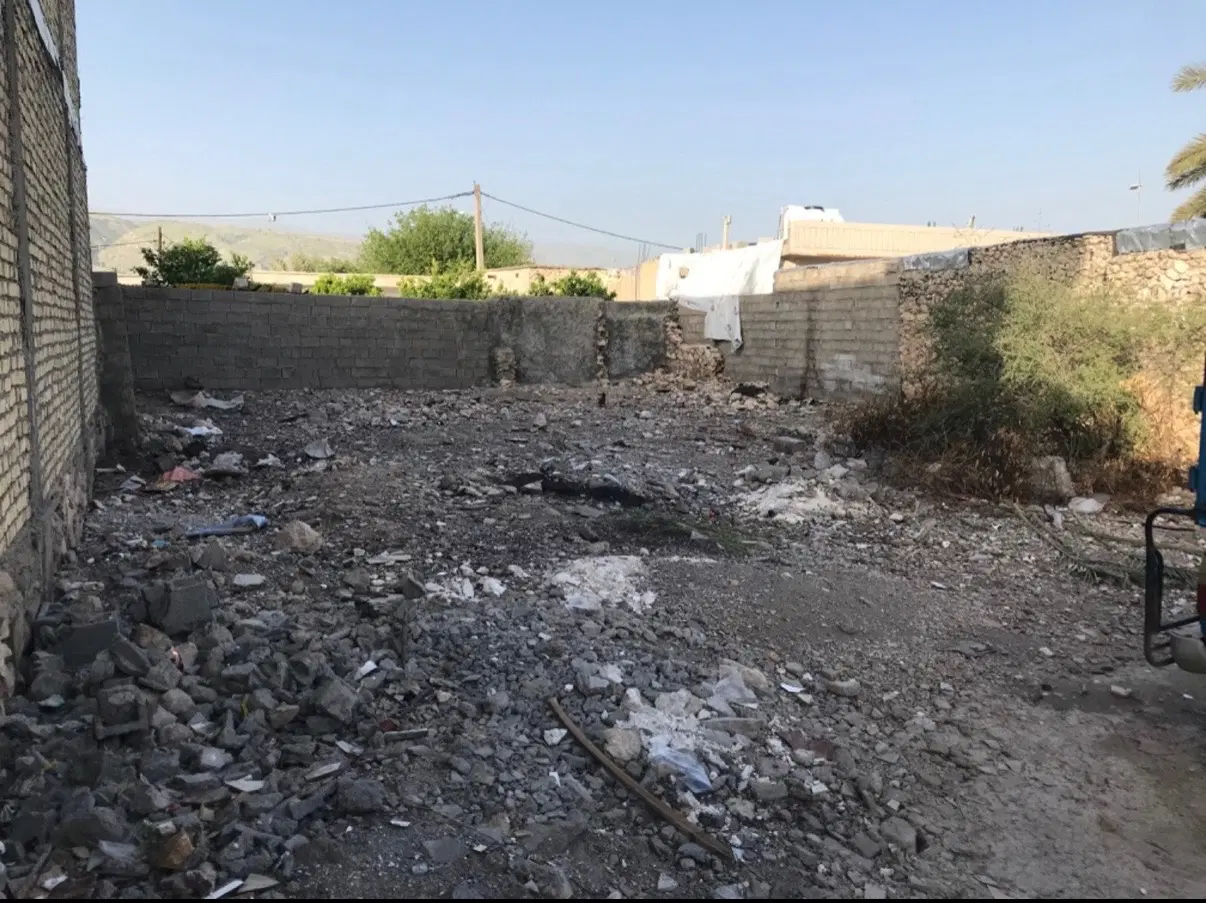زمین ۳۲۰متری وسط شهر باشت