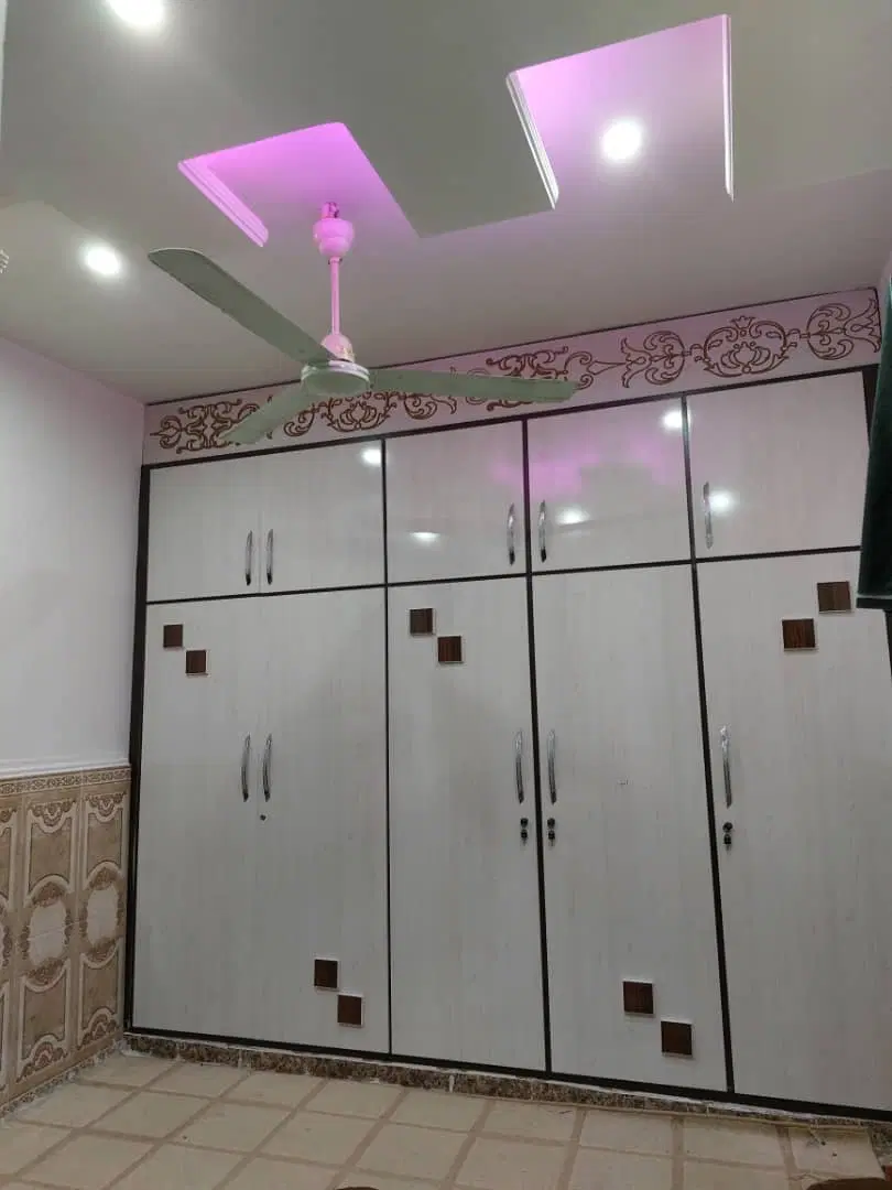 دواحده طبقه بالا دادگر