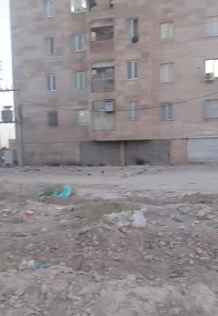 ۹۸متر زمین مسکونی