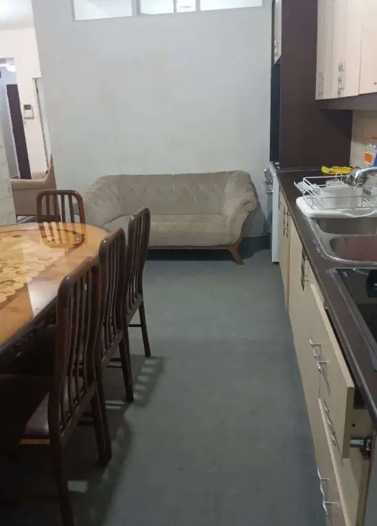 پانسیون خوابگاه دخترانه