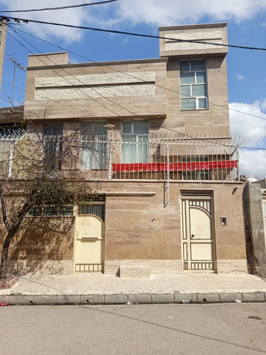 منزل ویلایی دوطبقه بابهارخواب