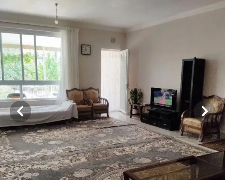 نوزده بهمن ۸