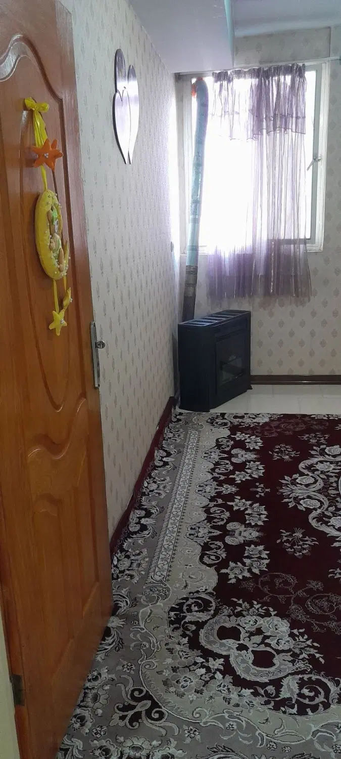 آپارتمان ۸۳ متر _ جنوبی