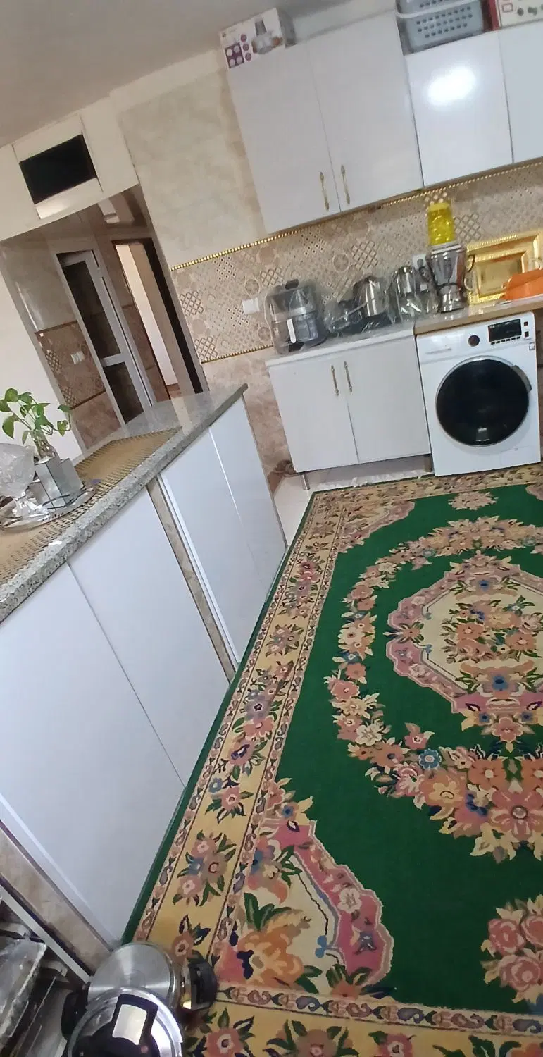 خونه اجاره ای۳۰۰رهن ماهی ۵تومن