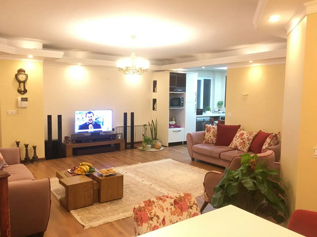 ۶۰ متر یکخوابه کرمان عقیقی رهن