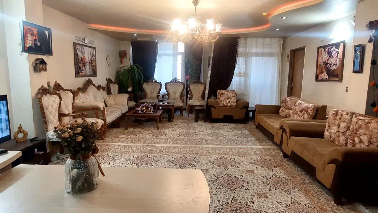 آپارتمان سه خوابه