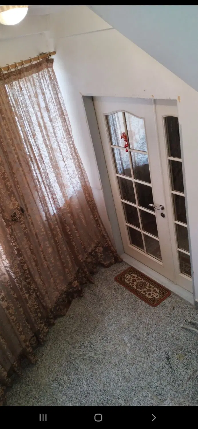 واحد ۱۱۰ متری رودکی خ ابشناسان
