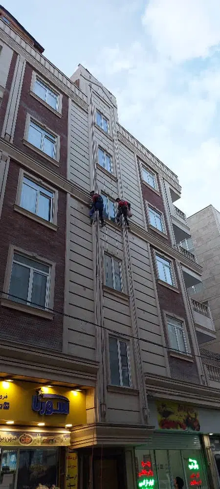 هم خونه خانوم
