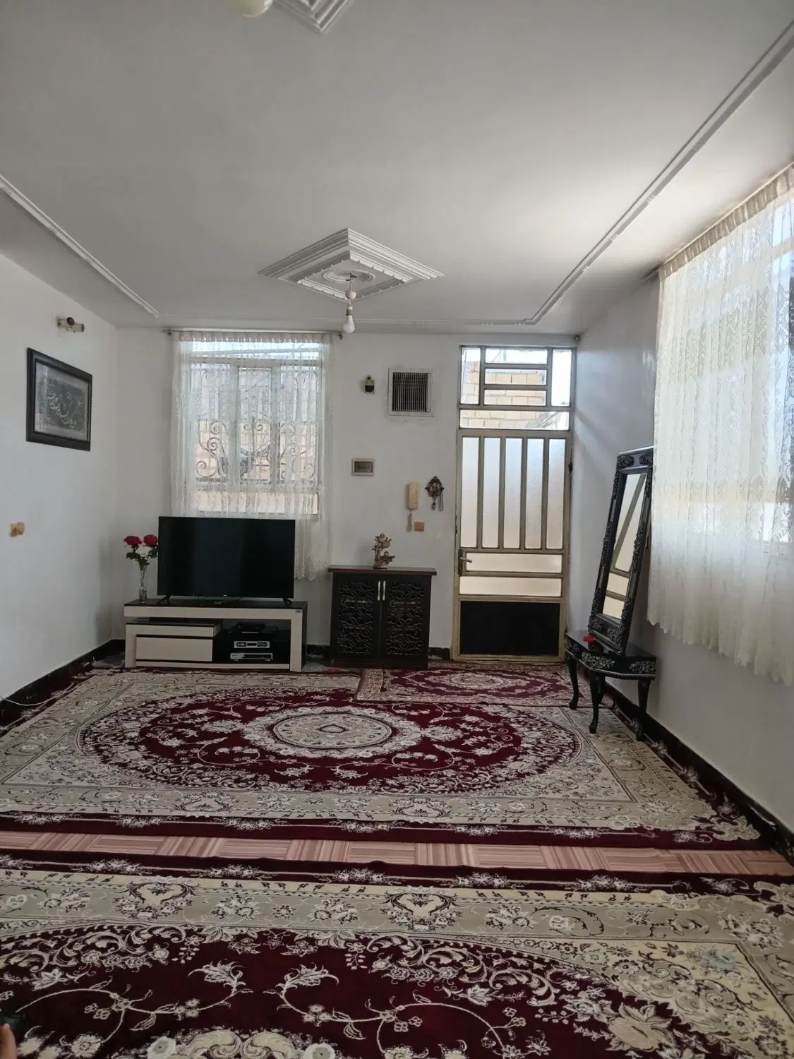 ناصرالدین کارگر۱۷ فقط به بومی اجاره داده میشود