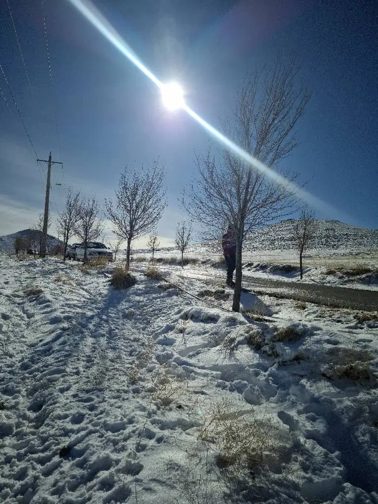 خانه کاه گلی و کلنگی روستایی دارای انشعابات