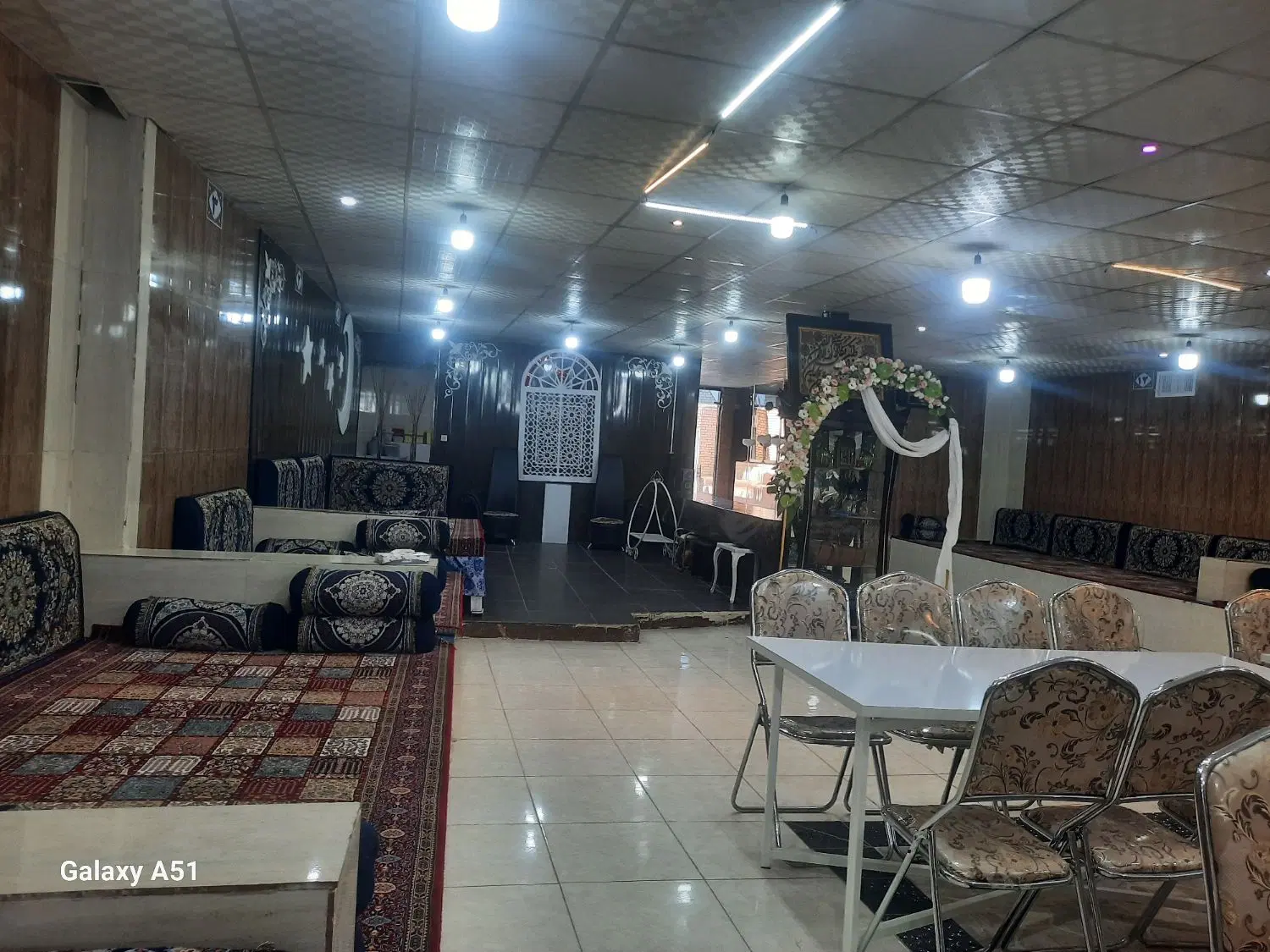 اجاره سالن ۲۰۰ متری جهت سفره‌خانه و غیره