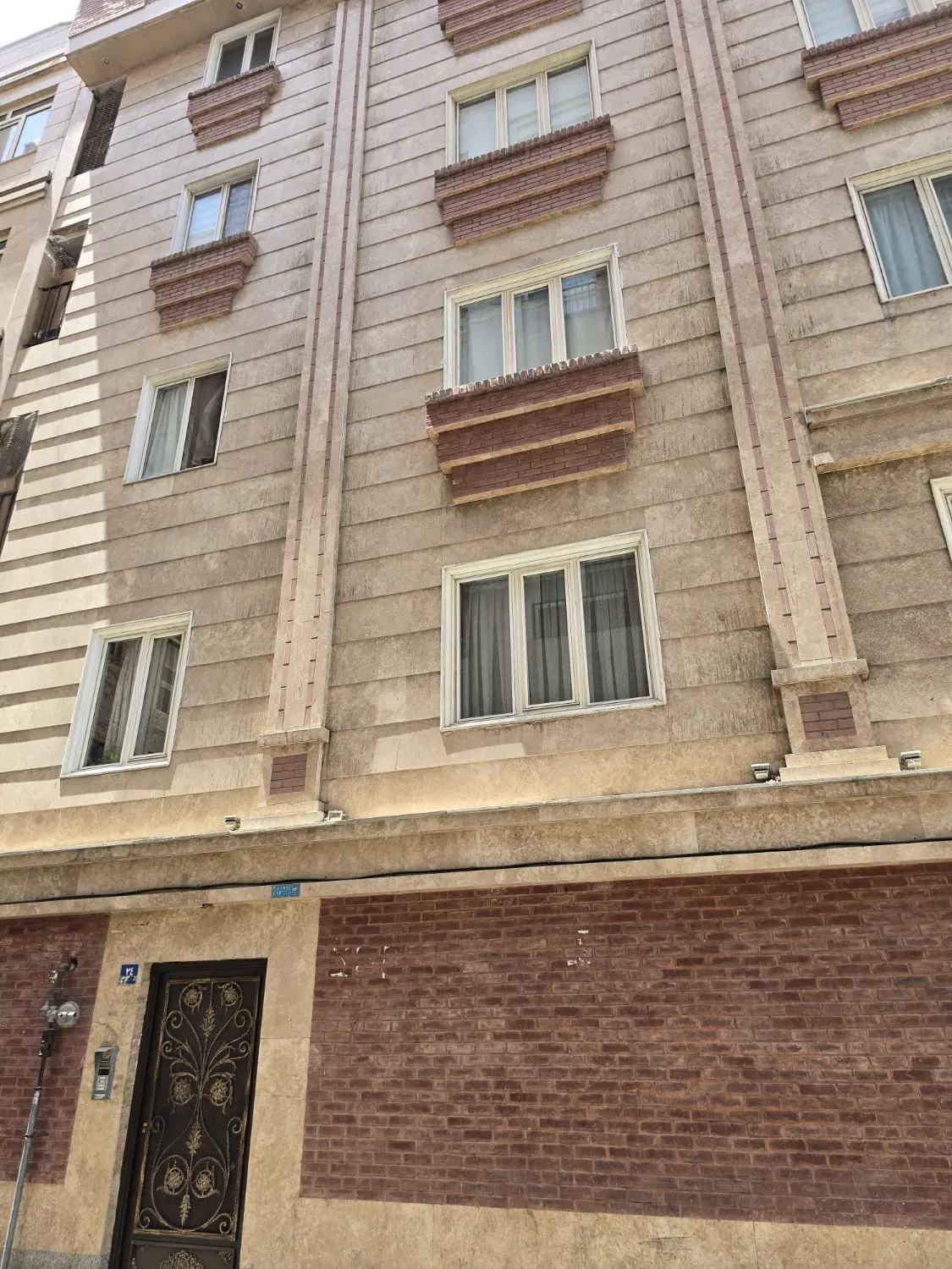 واحد ۴۵ متری تکواحد خیابان دماوند