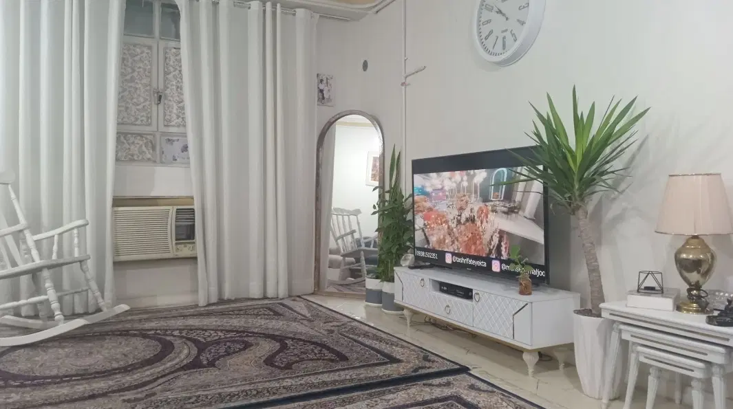 واحد۸۶ متری.رهن کامل فوری