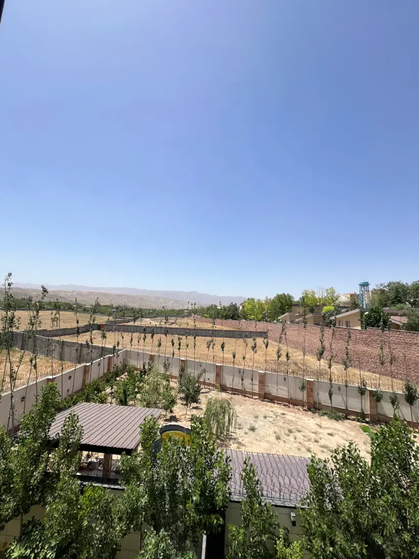 زمین گیلاوند حصار بالا
