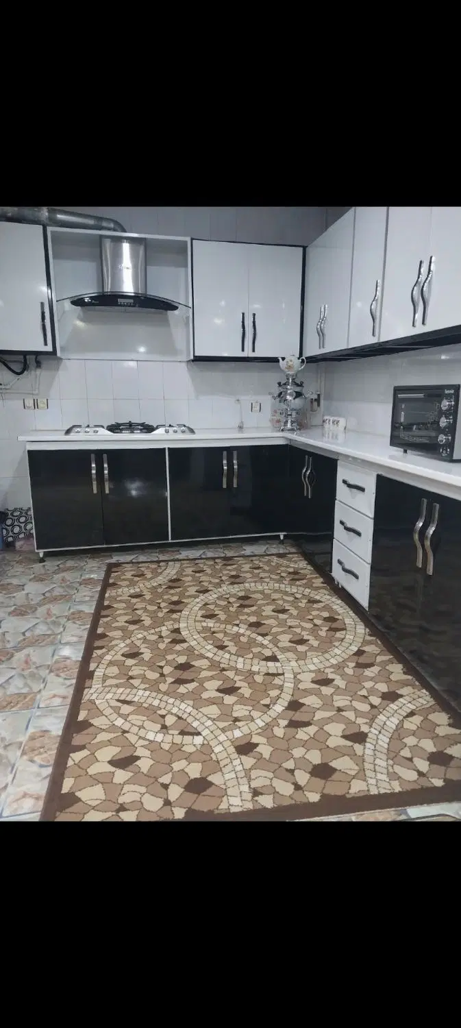 فروش خانه سه طبقه در آرمان ها