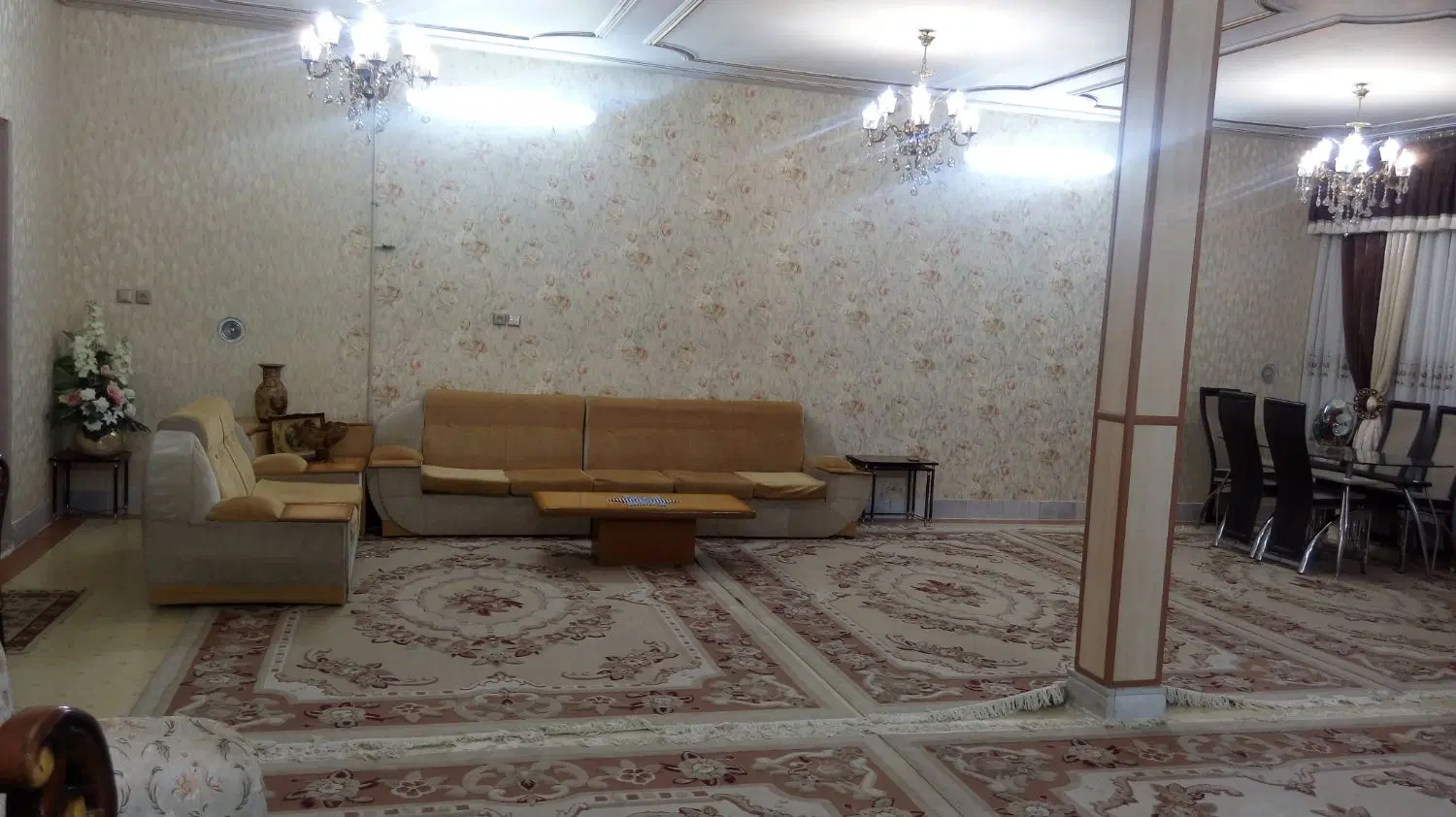 ویلایی دوکله 198 متری انتهای خیابان جلال آل احمد