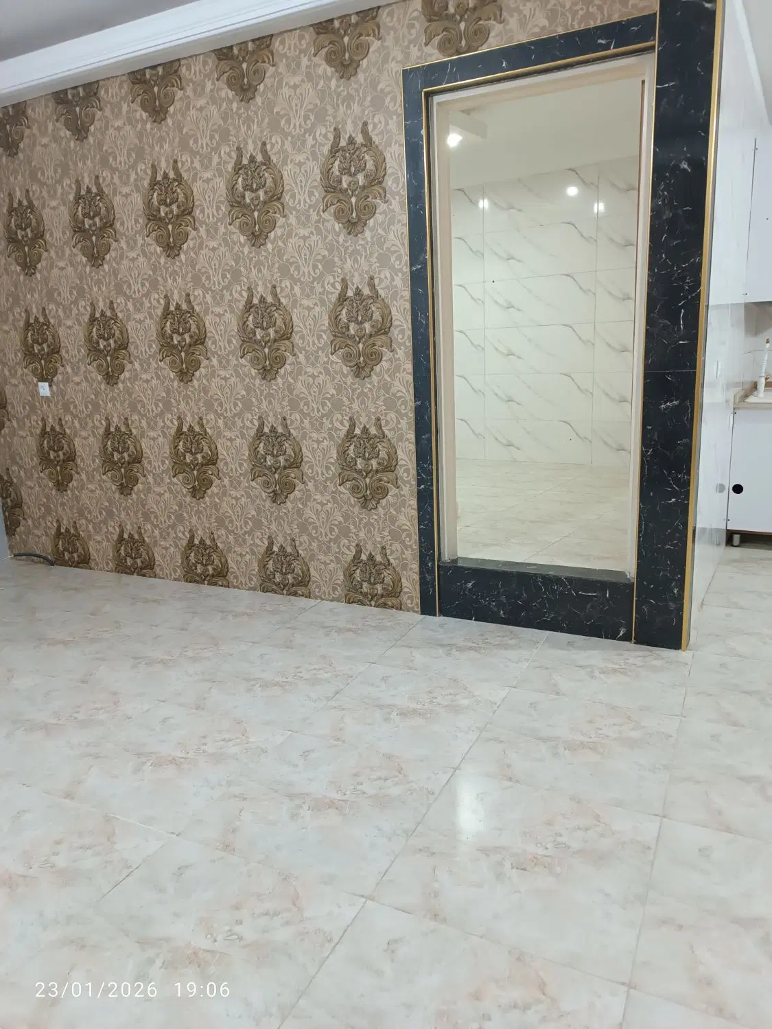 خانه همکف بر خیابان ۱۲متری اشرفی لاله