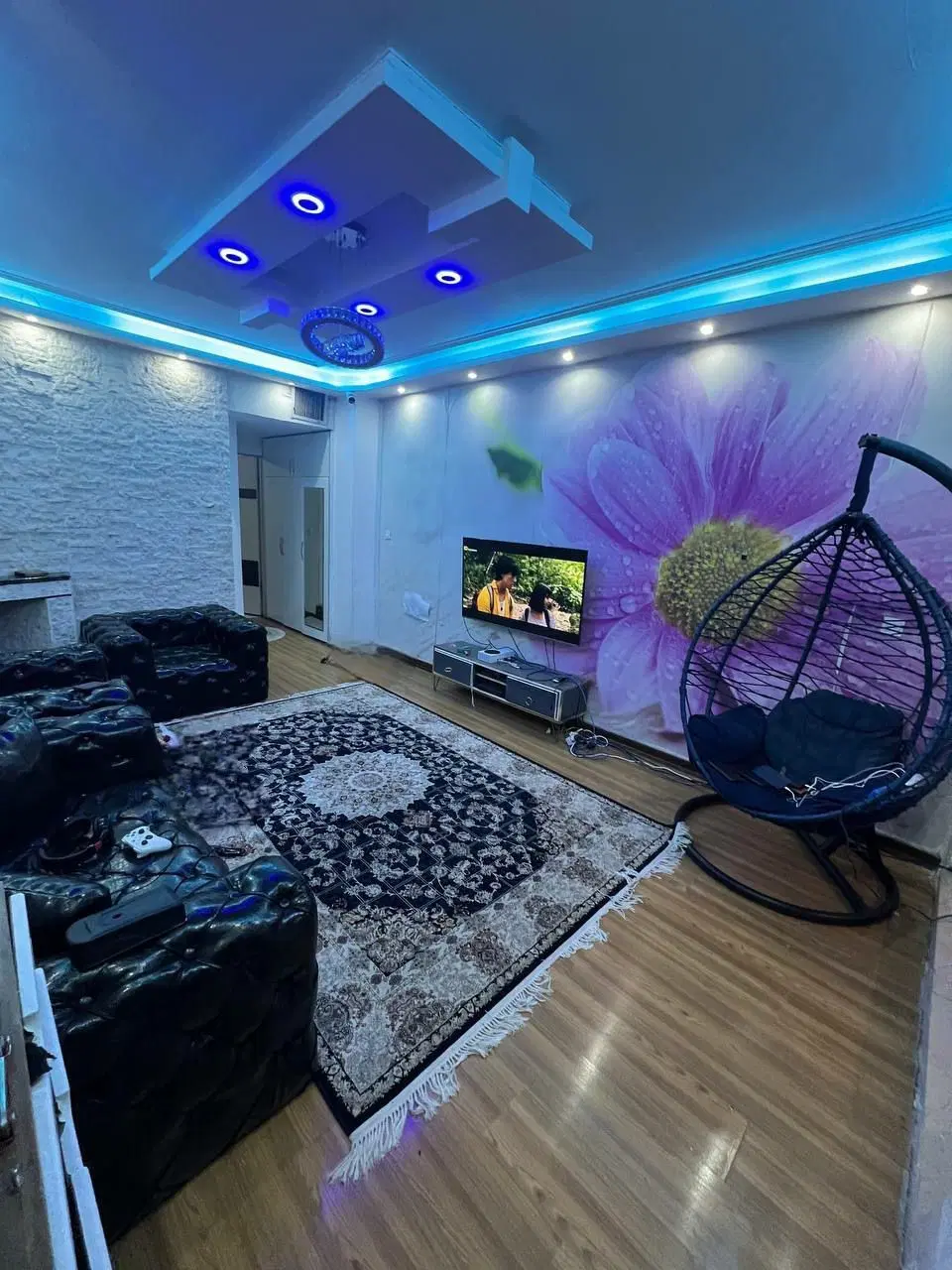 همخونه خانم