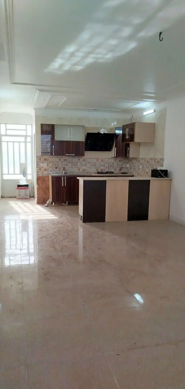 اجاره سوئیت طبقه‌سوم
