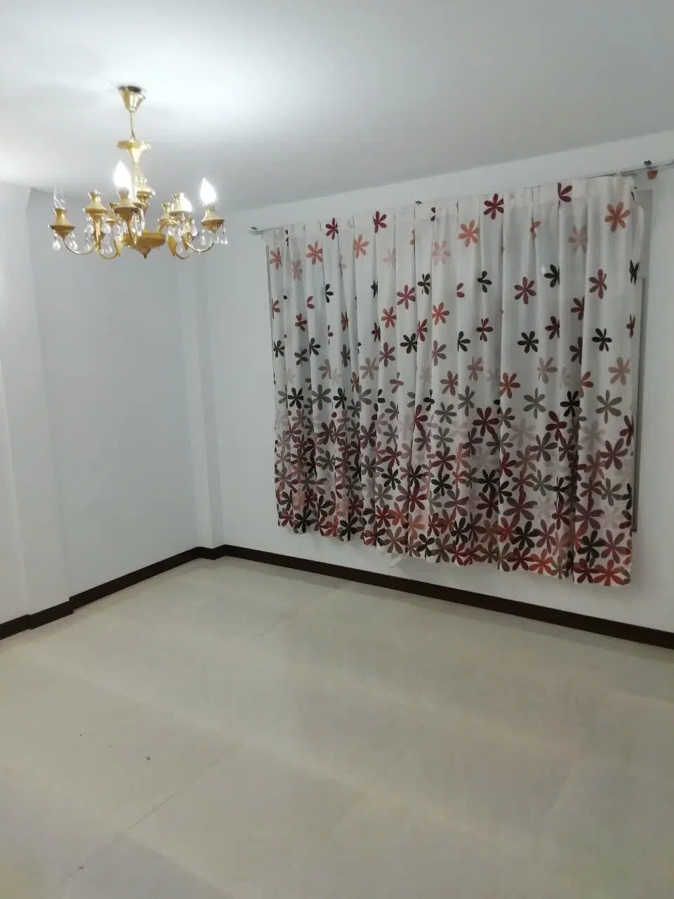 اجاره  اپارتمان نقلی ۶۵ متری  فلکه چایچی