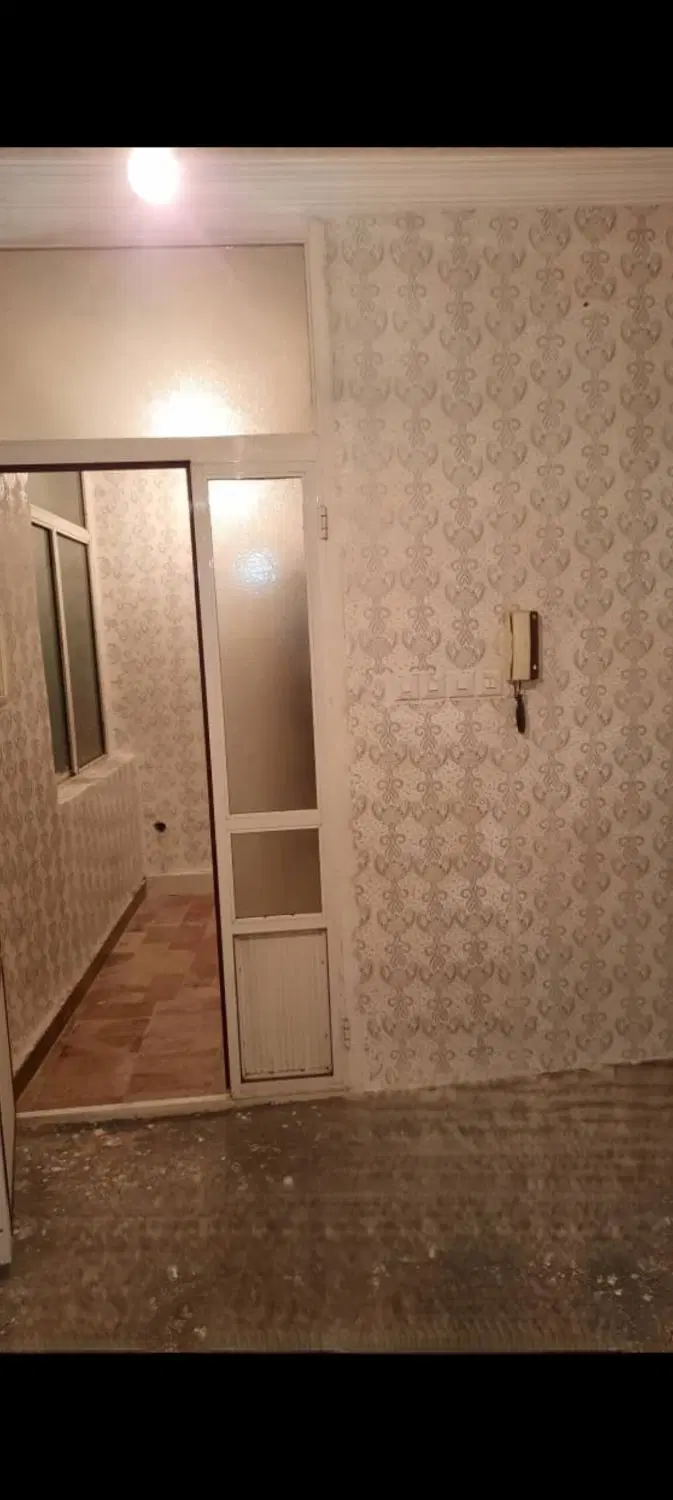 فروش ۶۵ متر، دربست