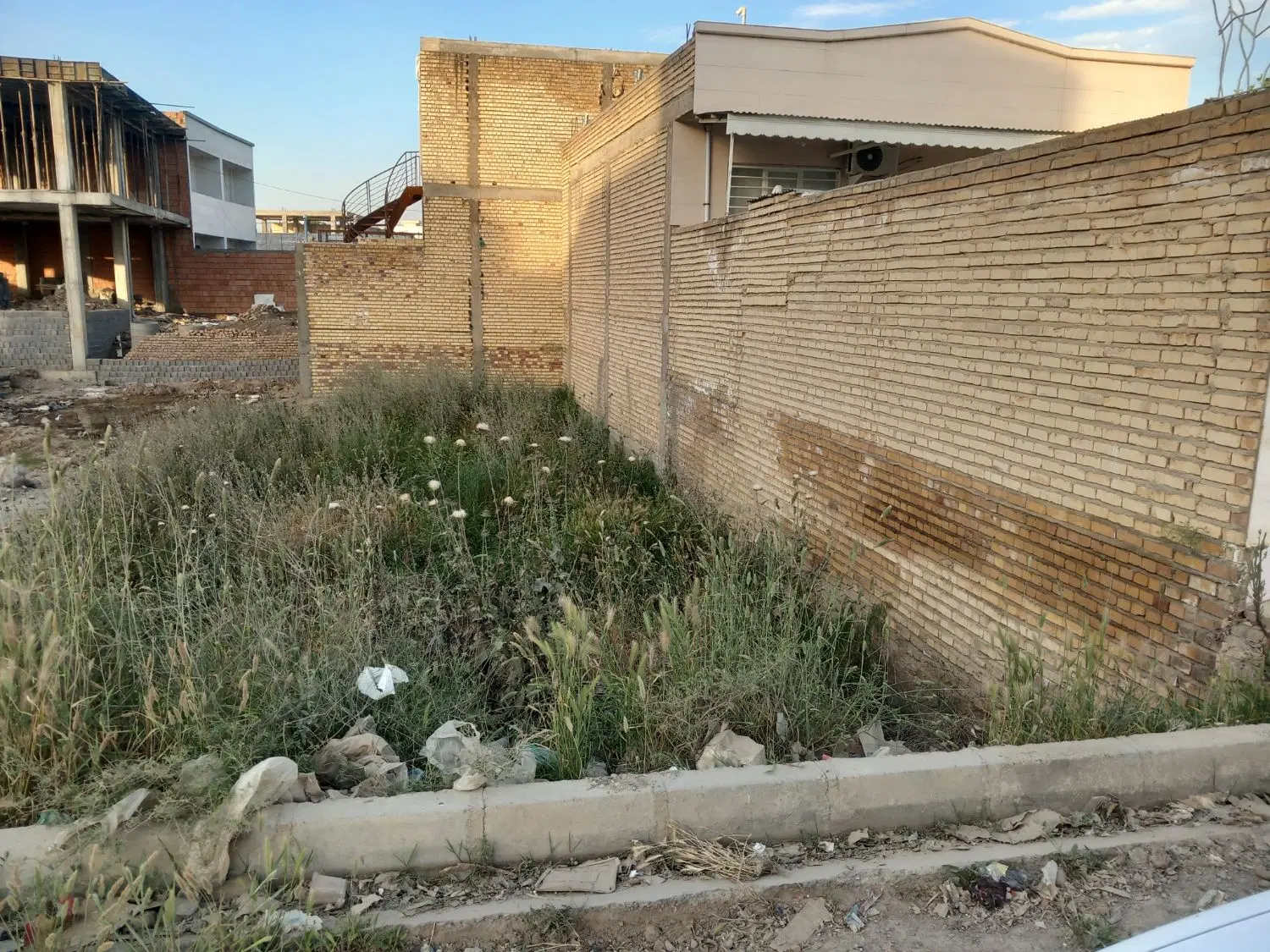 فروش یک قطعه زمین مسکونی