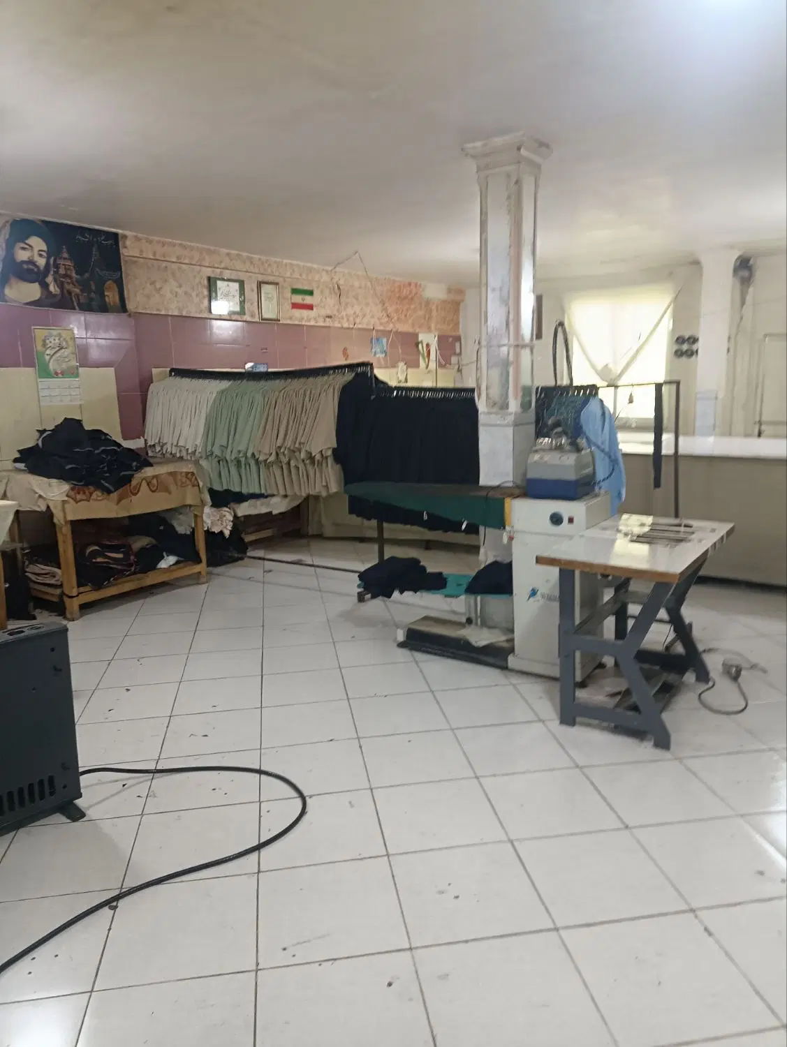 فروش خانه ۳طبقه بامغازه