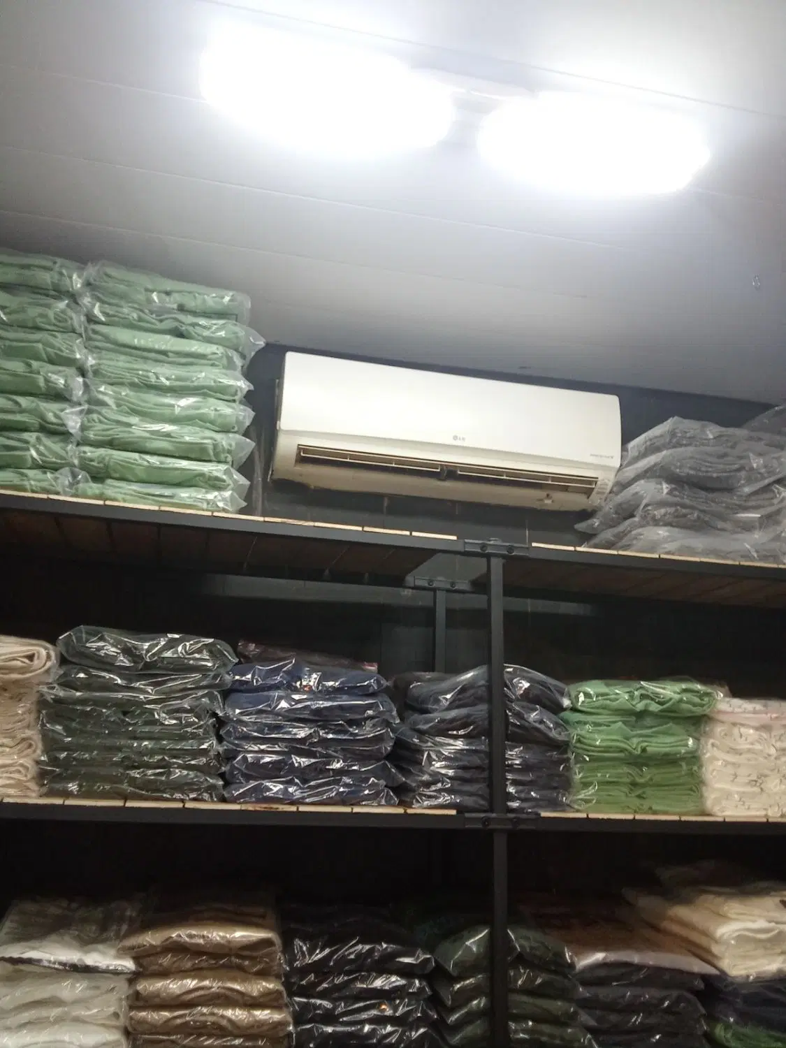 مغازه ۱۳متری بازار تهران
