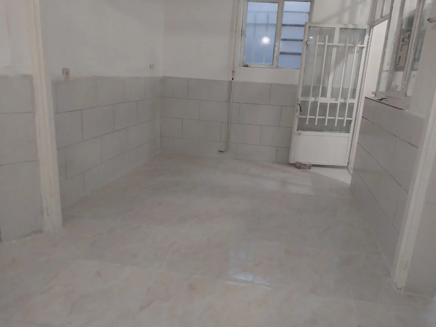 دربست ۴۵ متر بازسازی شده تمیز
