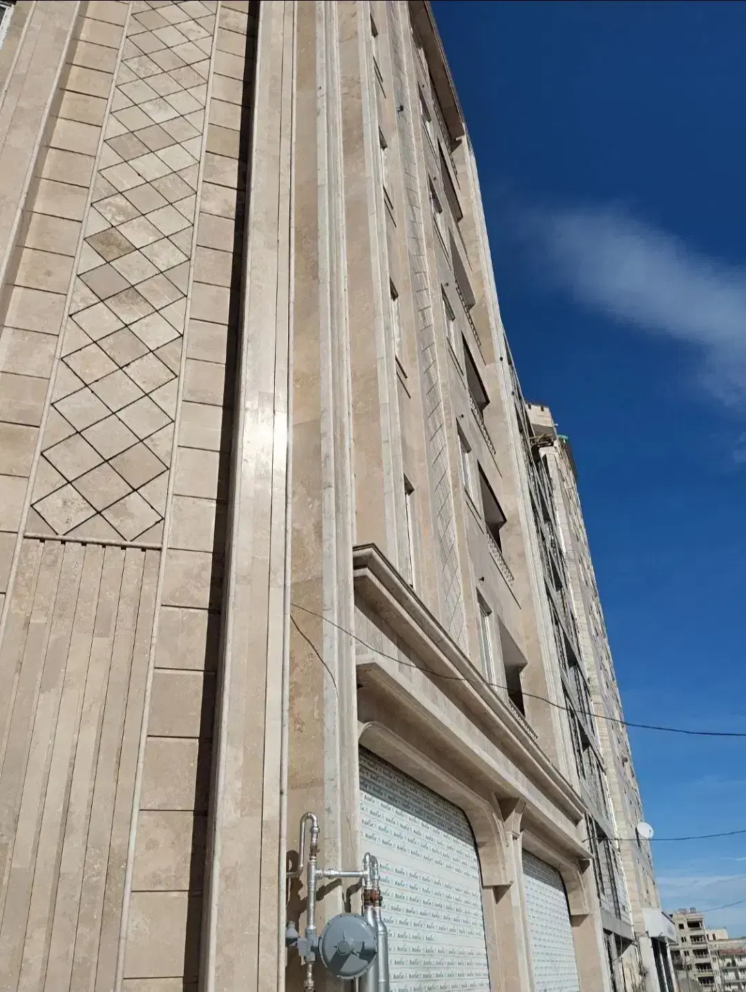 واحد آپارتمان نو ساخت 120متر