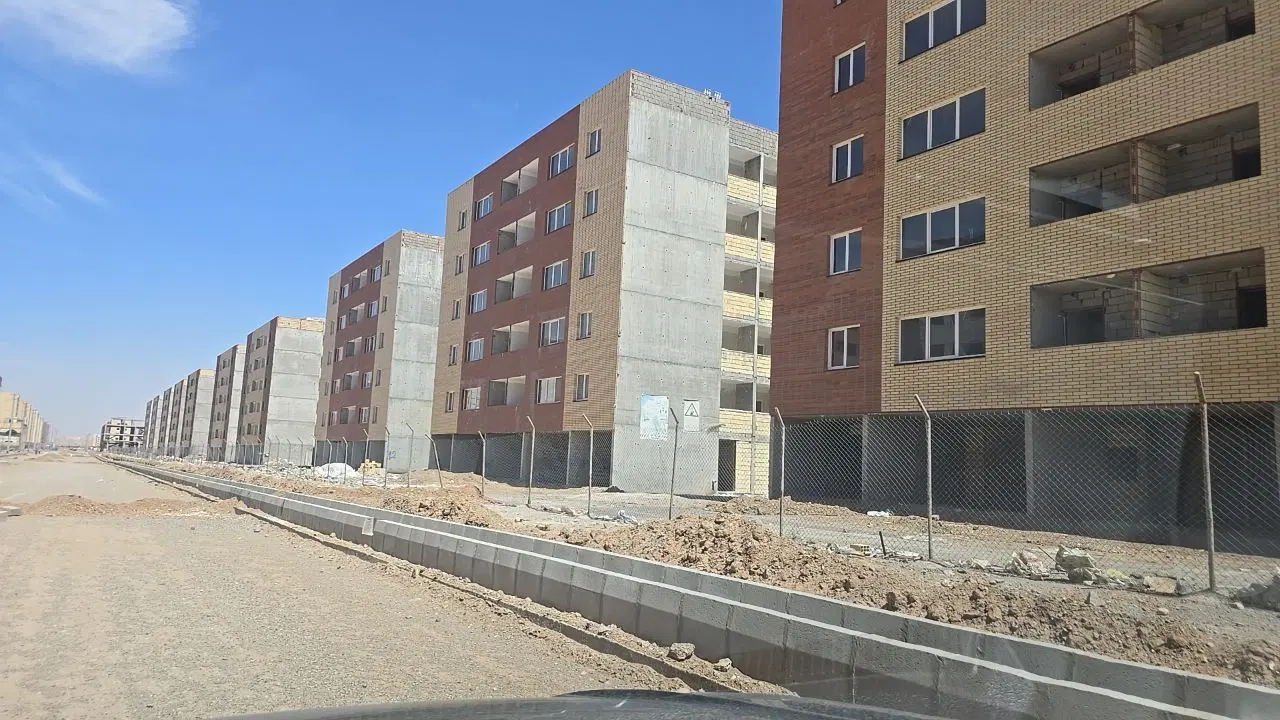 560 هکتاری