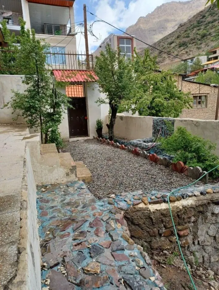 خانه ویلایی در روستای سادات روته(فشم)