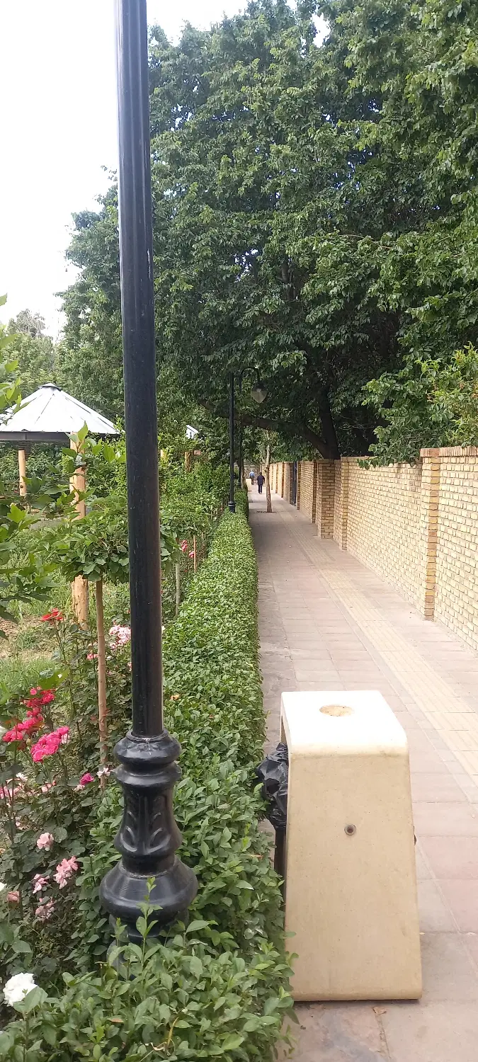 سه خوابه در ساختمان ۶ واحدی بلوار ماهان جهانشهر