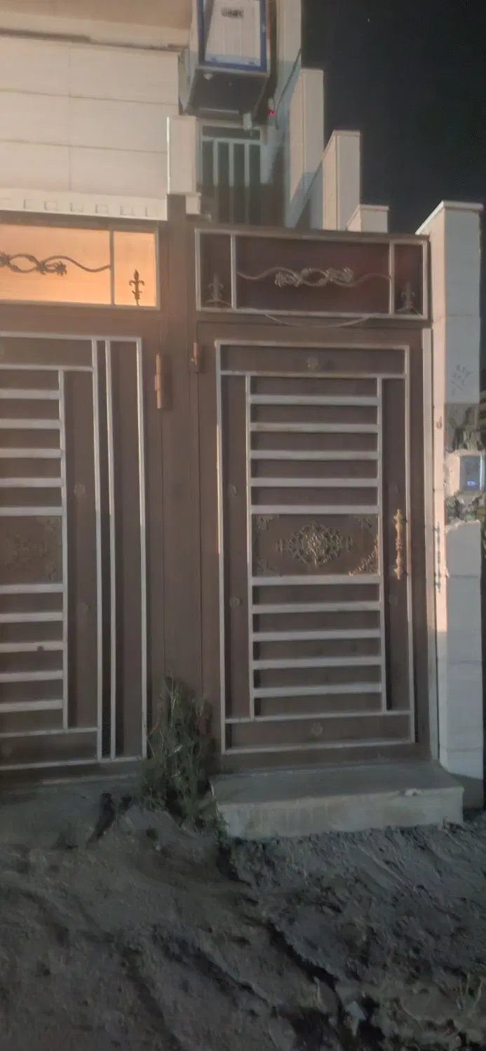 طبقه بالا اجاره ای