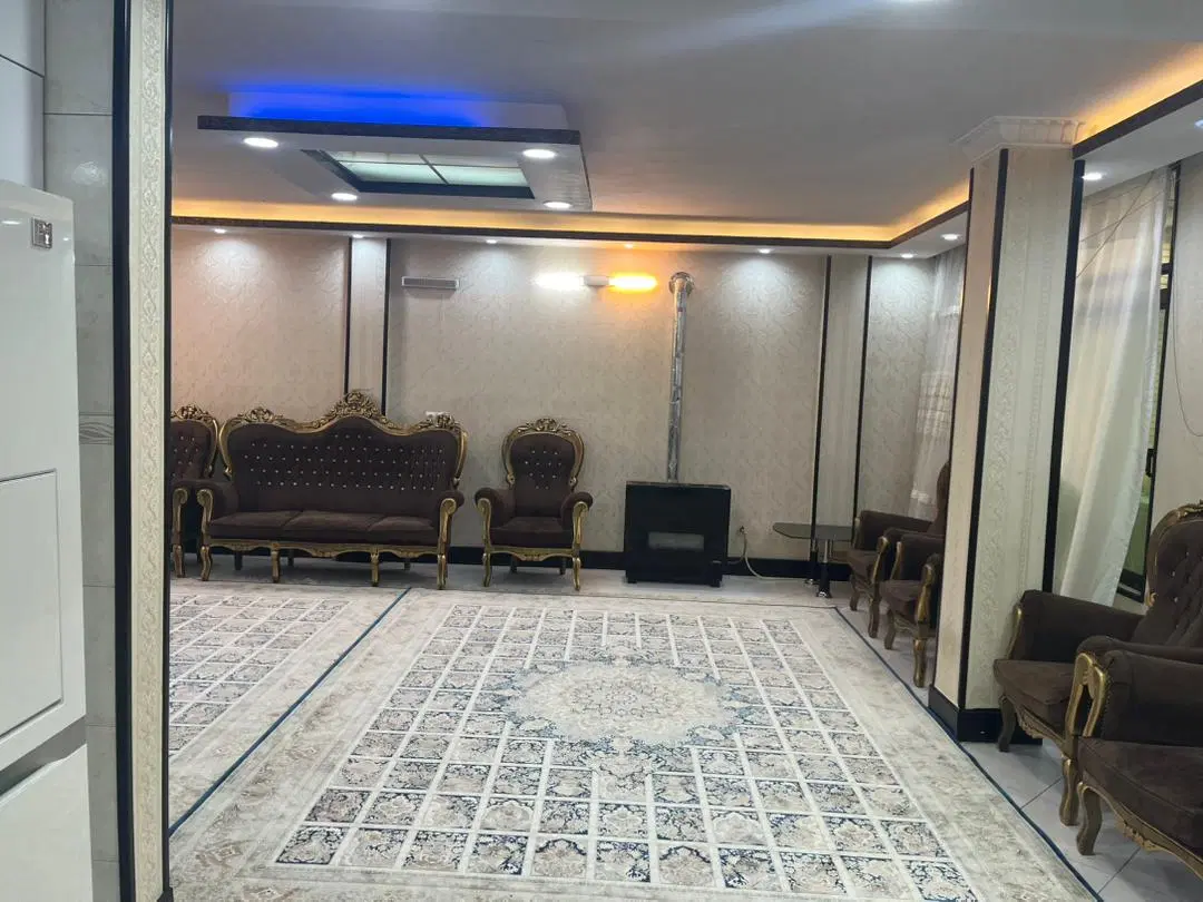 کوی ولیعصر سه راه سیمین، فرعی ۱۵ پلاک ۱۰۰