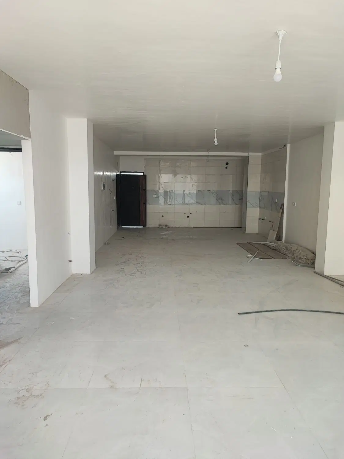واحد نوساز شرکتی طبقه دوم آیانسور دار